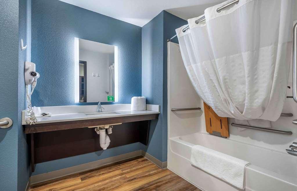Extended Stay America Select Suites - Tampa - Brandon - East Heartland Номер фото
