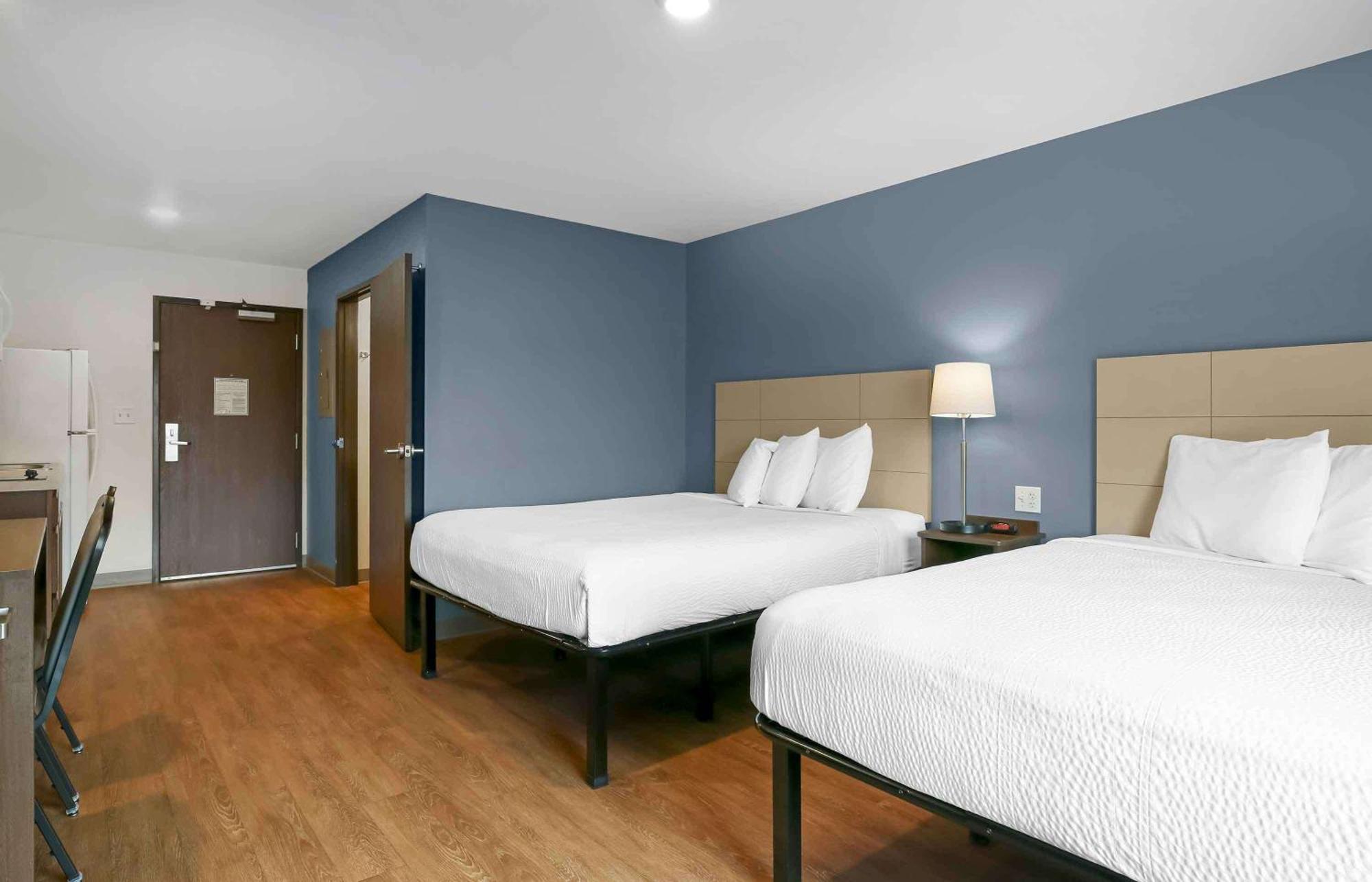 Extended Stay America Select Suites - Tampa - Brandon - East Heartland Экстерьер фото