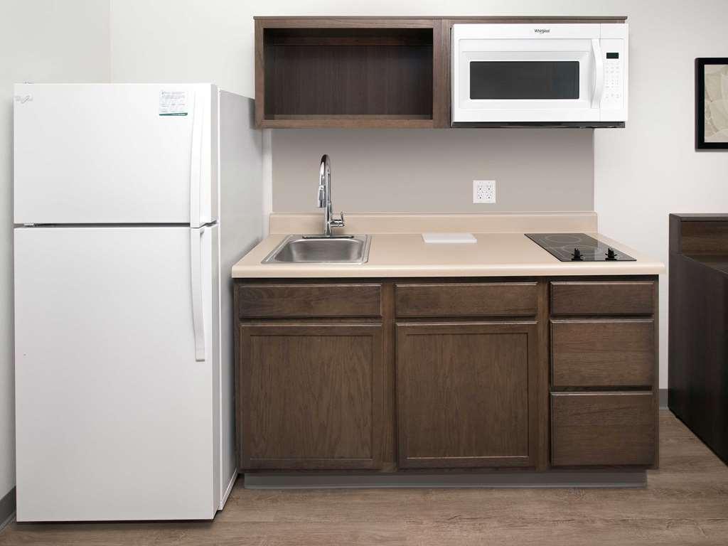 Extended Stay America Select Suites - Tampa - Brandon - East Heartland Номер фото